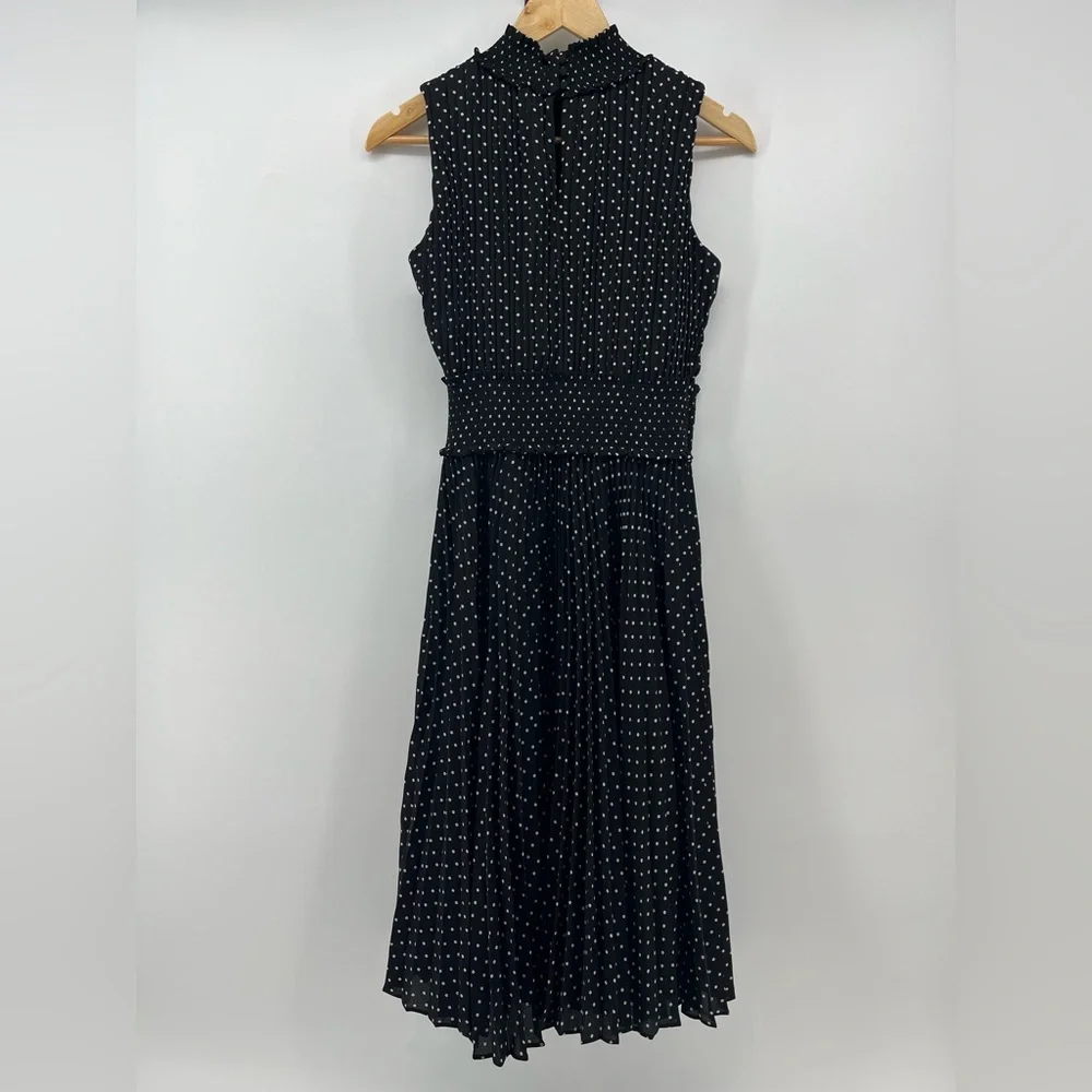 Nanette Lepore Mock Neck Sleeveless Pleated Polka Dot Dress Smocked Waist Size 4
